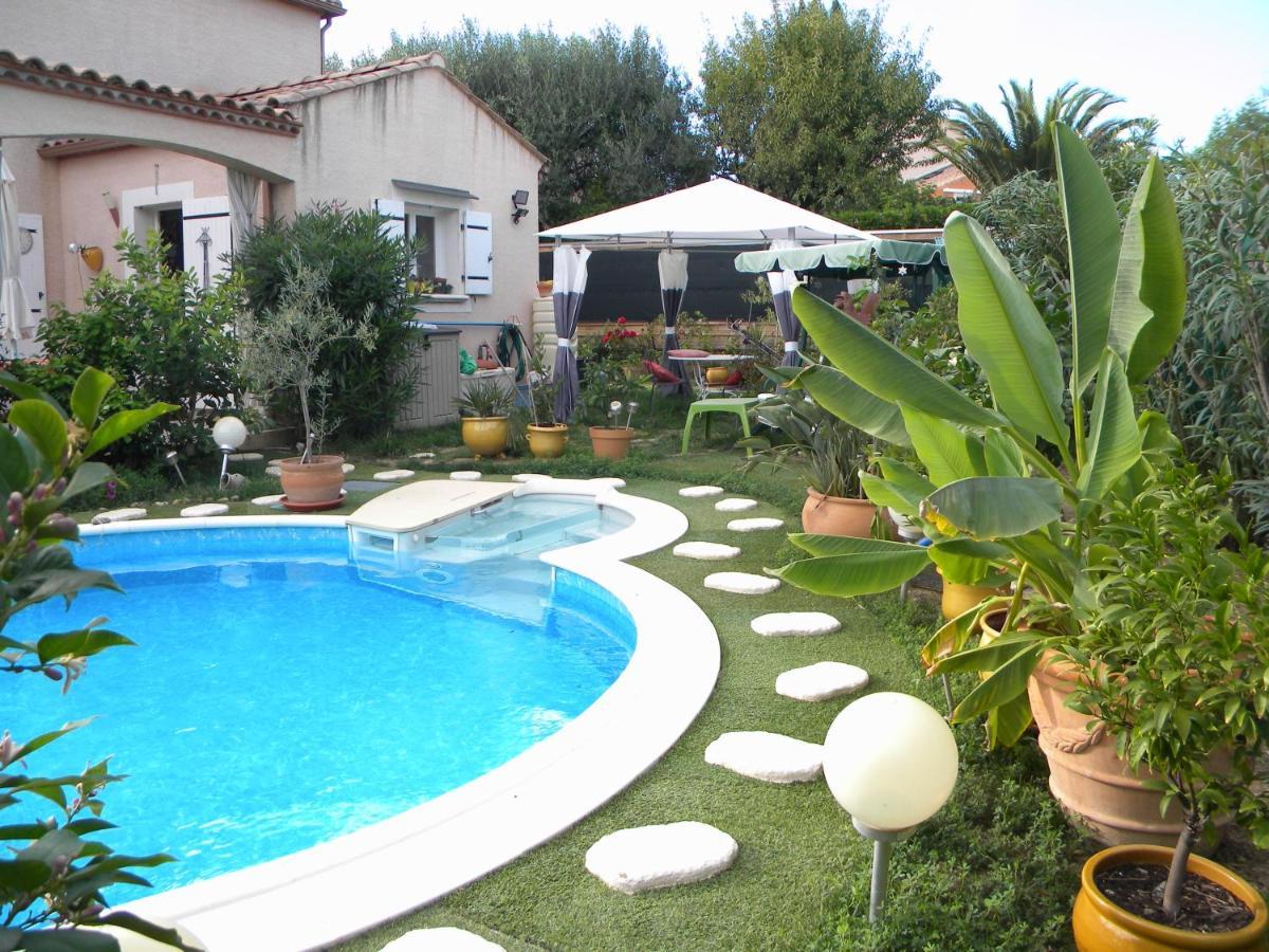 Bed and Breakfast Chez Patrick Roujan Exterior foto